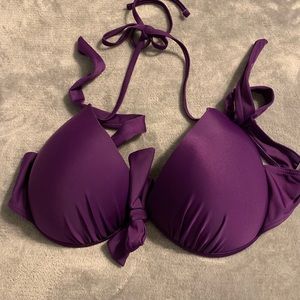 Brand new Women’s bathing suit top. Size 1XL. Never worn.